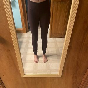 Lululemon Wunder Under Low-Rise 28”. Winter Weighted. Size 4